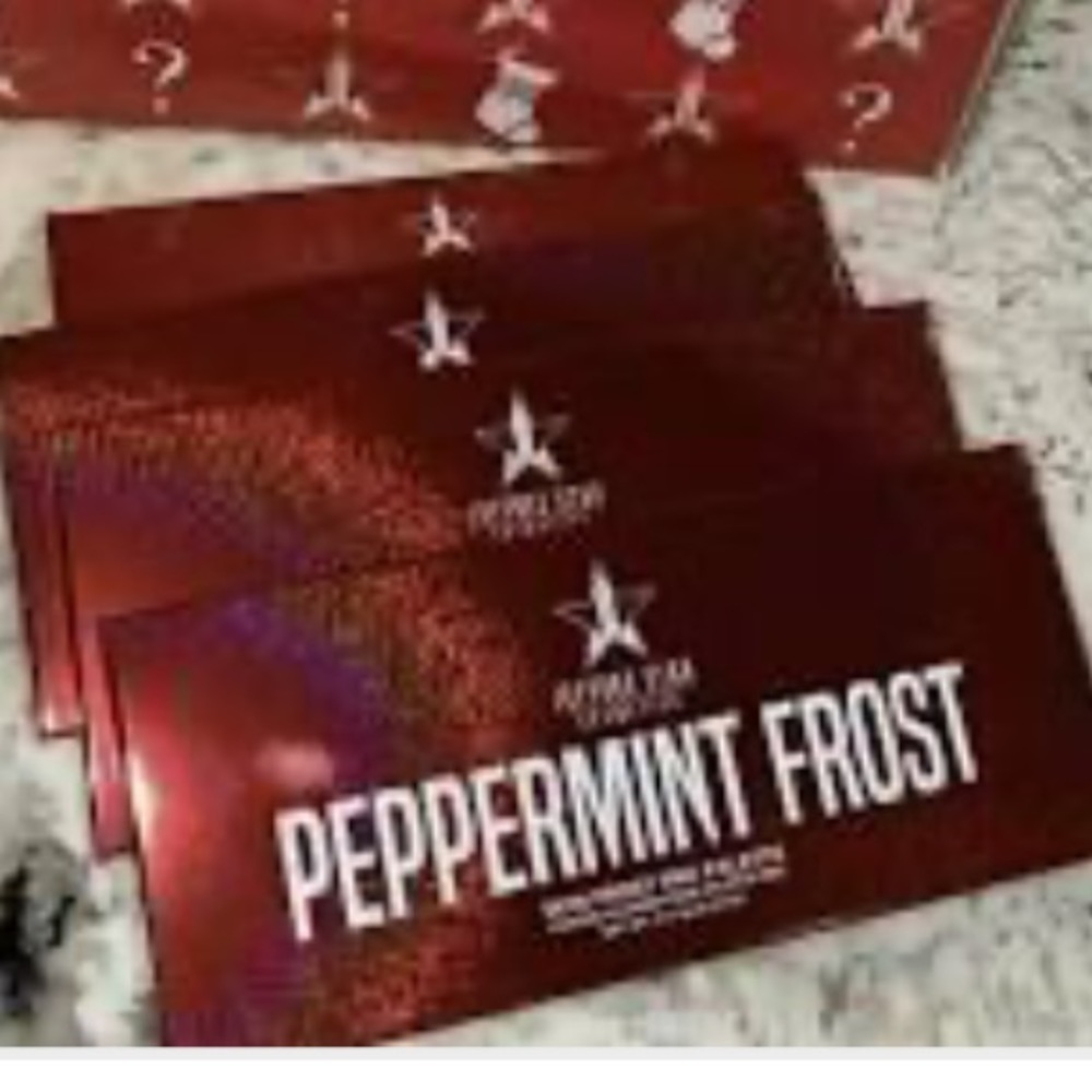 Jeffree Star peppermint frost palette